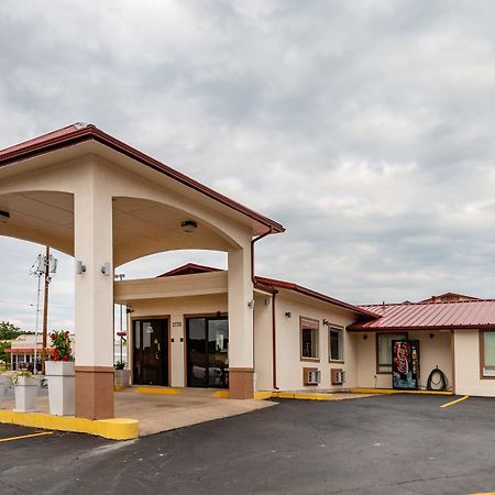 Red Roof Inn Buffalo, Tx Esterno foto