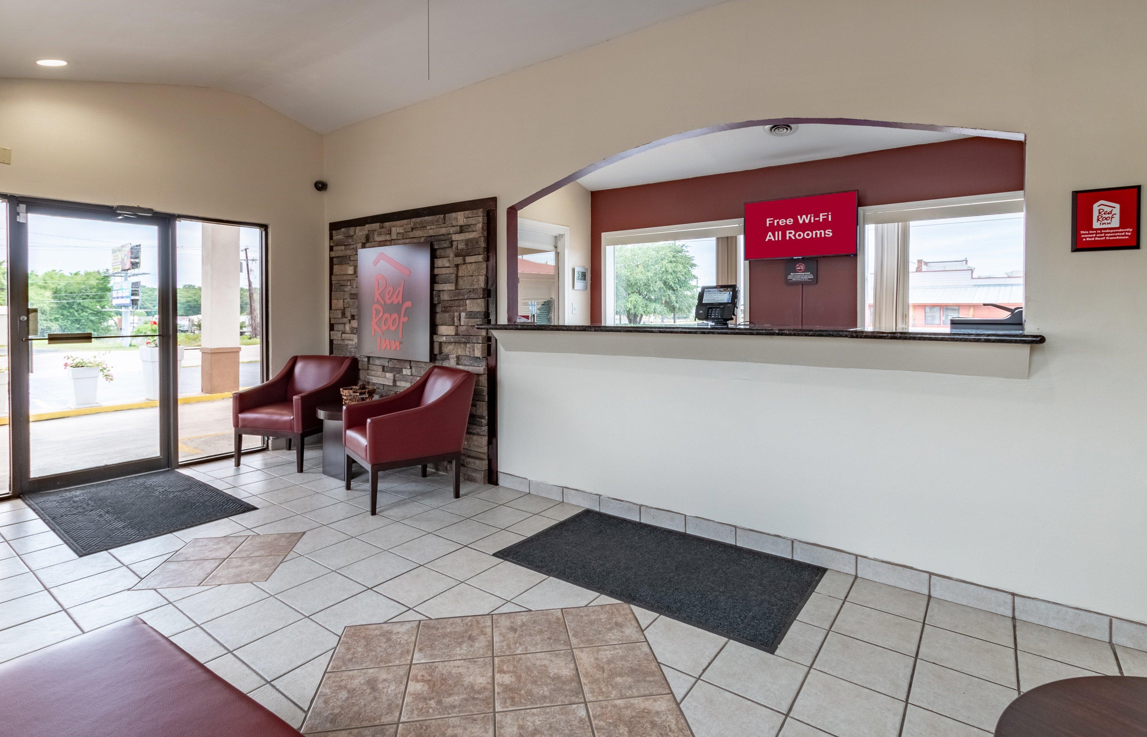 Red Roof Inn Buffalo, Tx Esterno foto