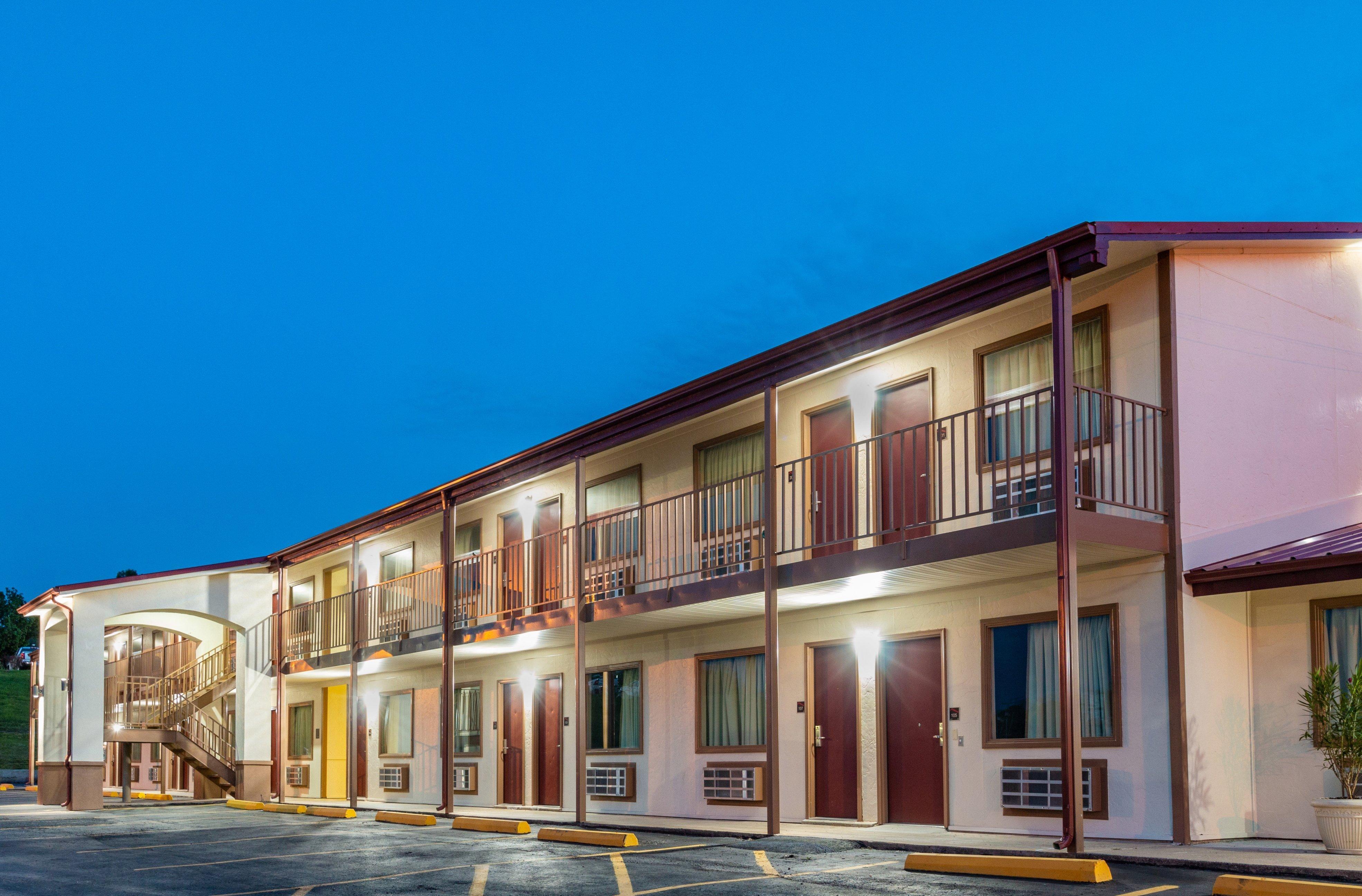 Red Roof Inn Buffalo, Tx Esterno foto