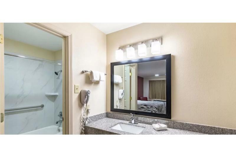 Red Roof Inn Buffalo, Tx Esterno foto